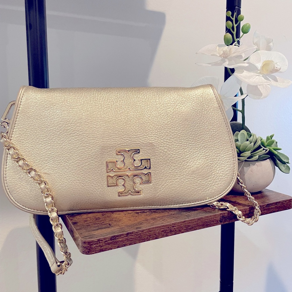 Tory Burch Gold Leather ‘Britten’ Crossbody 🎄